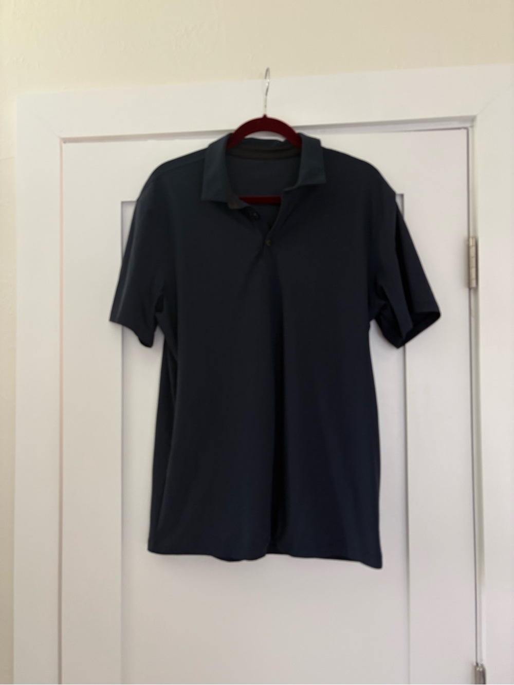 Lululemon Men's Evolution Navy Blue Golf Polo Size M